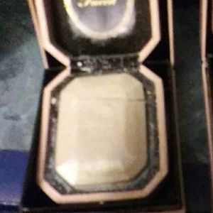 Too Faced diamond highlighter